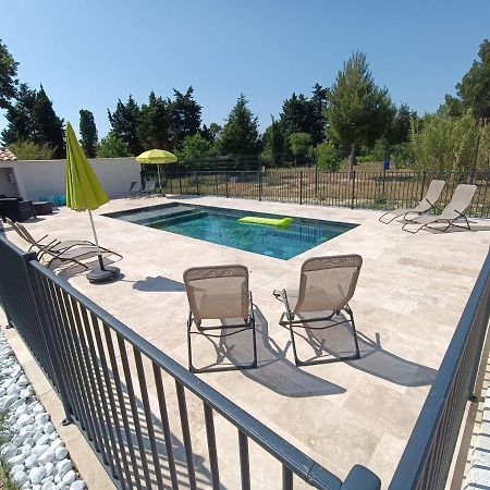 Maison Independante Avec Piscine, 10Min Avignon Pujaut エクステリア 写真