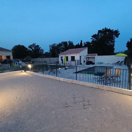 Maison Independante Avec Piscine, 10Min Avignon Pujaut エクステリア 写真