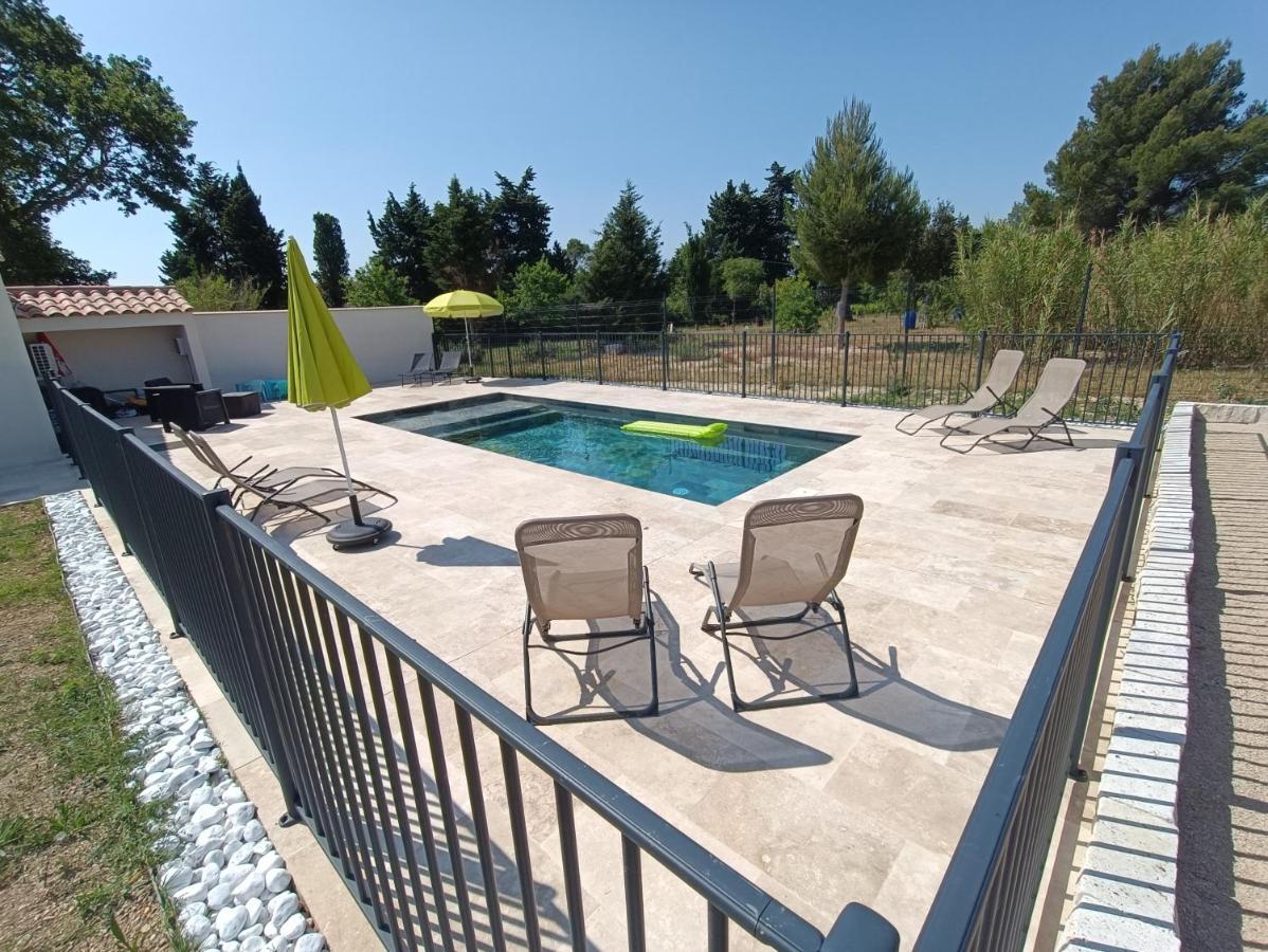 Maison Independante Avec Piscine, 10Min Avignon Pujaut エクステリア 写真